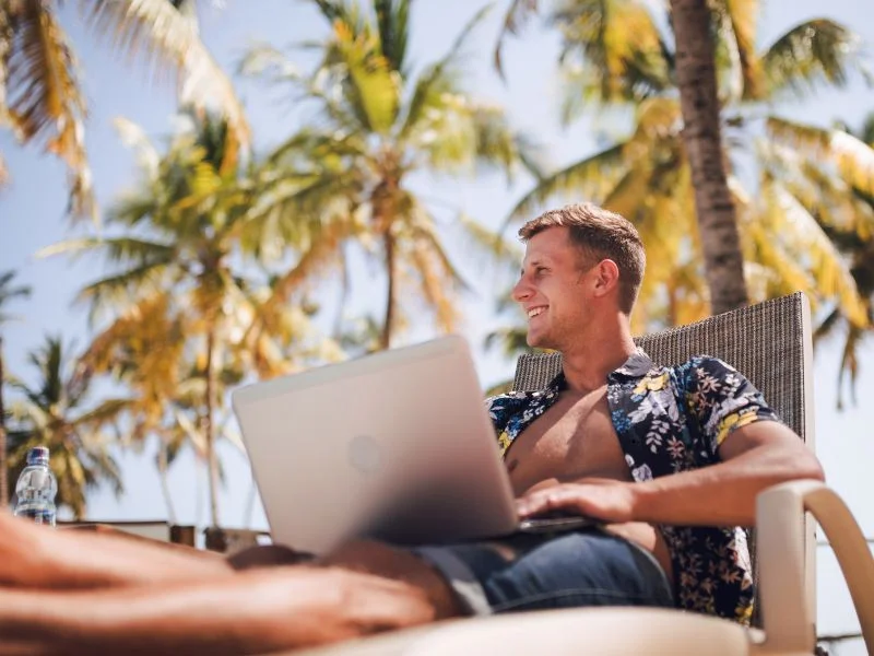 Digital Nomad: Jak spakować dotychczasowe życie i ruszyć w podróż dookoła świata?