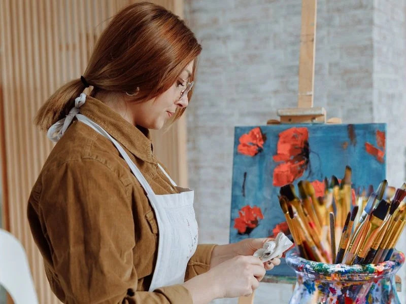 Gdzie przechowywać materiały artystyczne i projekty, gdy nie są już potrzebne?