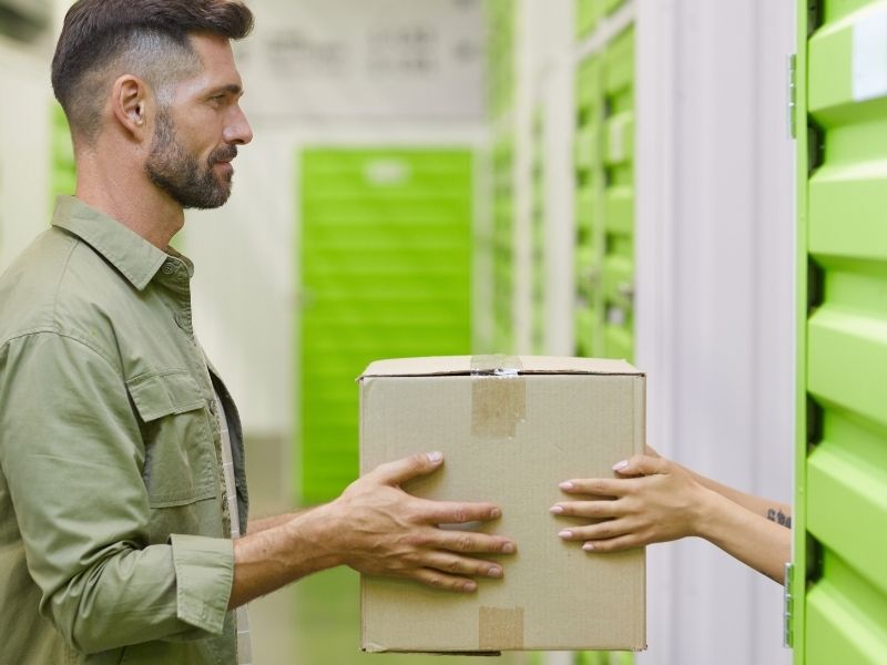 Krótko o tym, co tak właściwie ludzie trzymają w boksach self storage w Poznaniu?